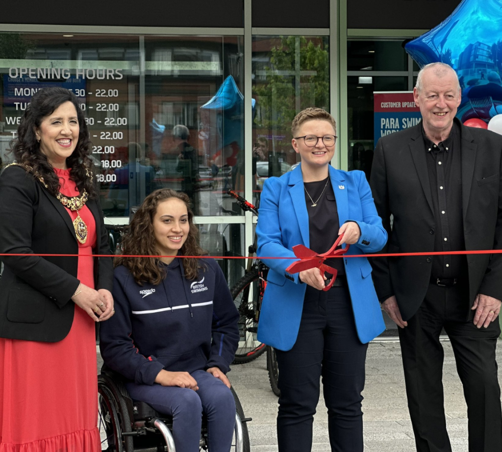 Group photo of an unveiling